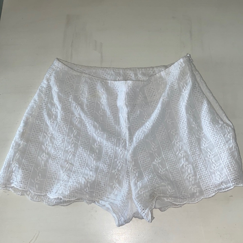 White high waisted shorts